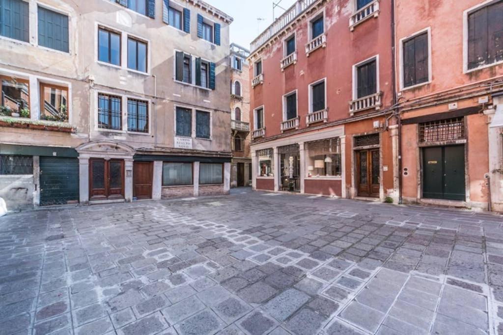 Rialto Apartment With Canal Grande View Venise Extérieur photo