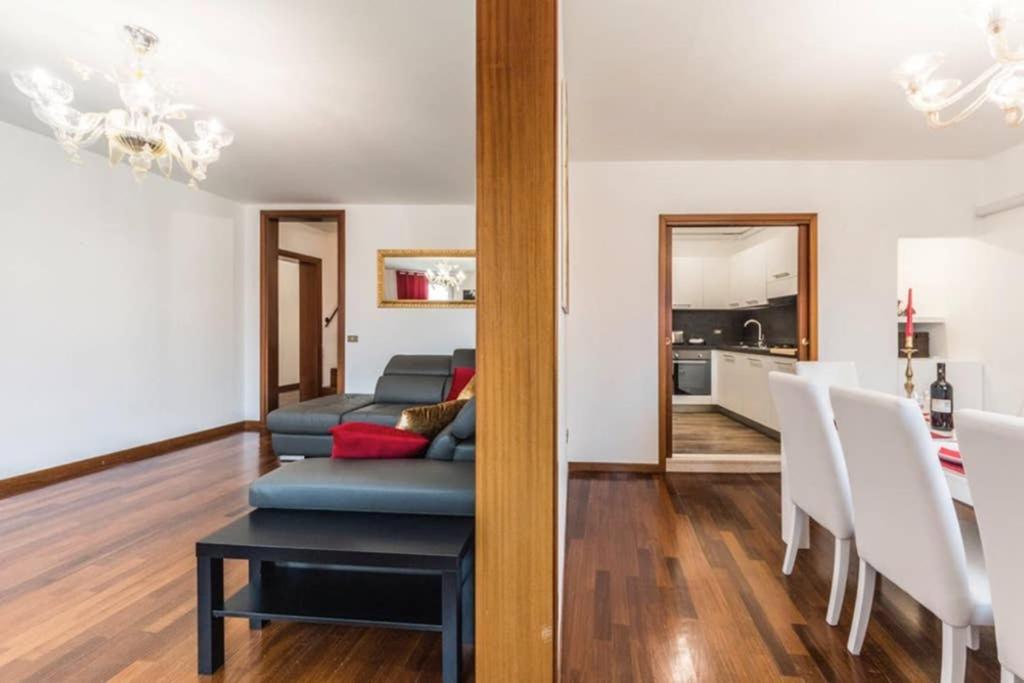 Rialto Apartment With Canal Grande View Venise Extérieur photo