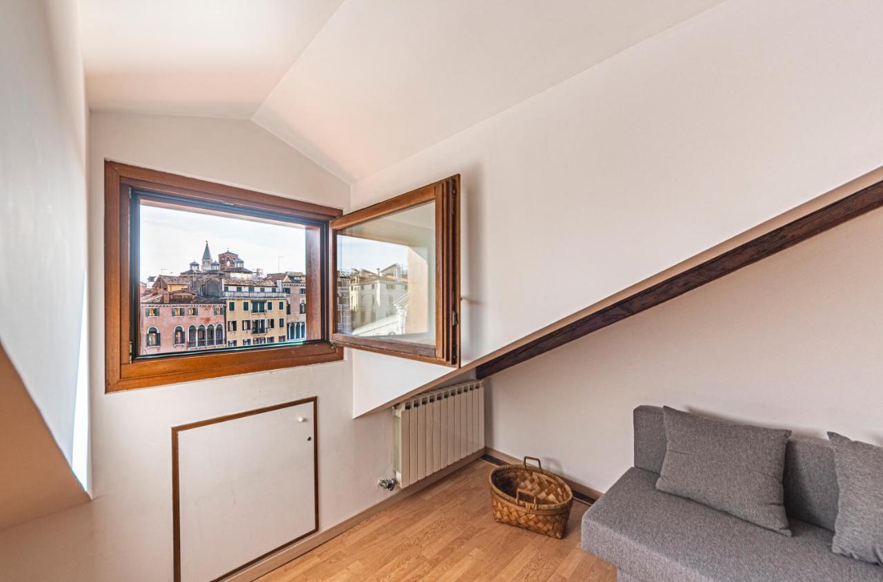 Rialto Apartment With Canal Grande View Venise Extérieur photo